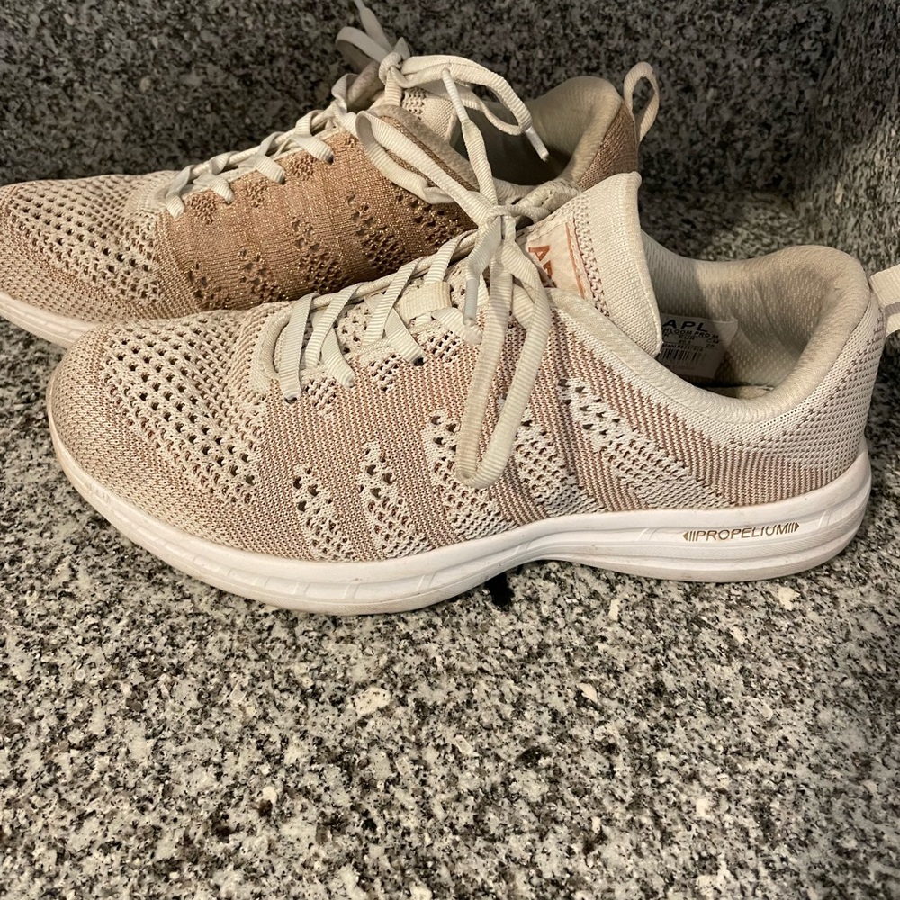 APL Techloom Gold